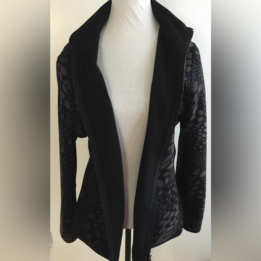2/$20 Reversible Sweater Spring Jacket Autumn Fall